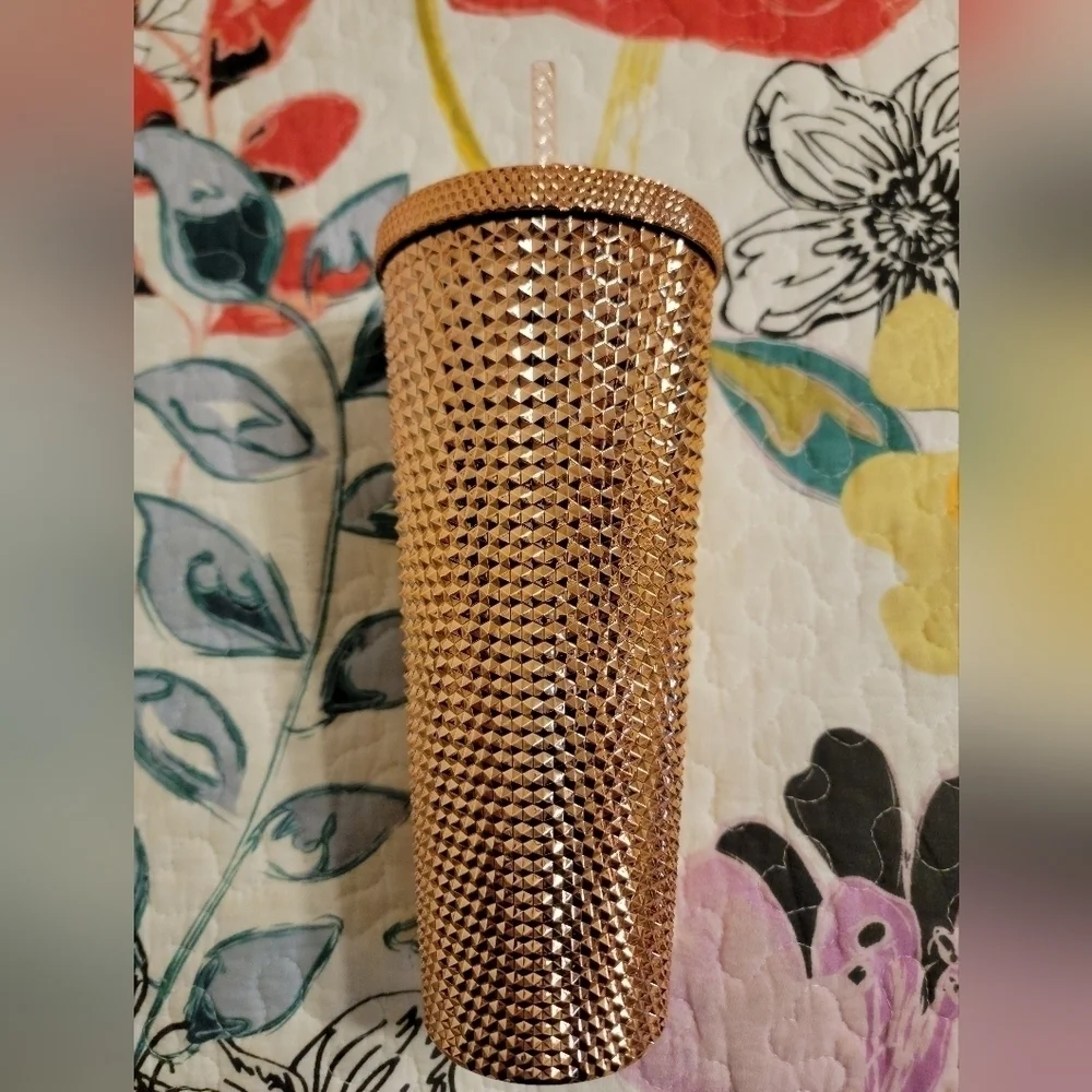NWT Starbucks 2023 LATAM Holiday Rose Gold Chrome Studded Venti Tumbler